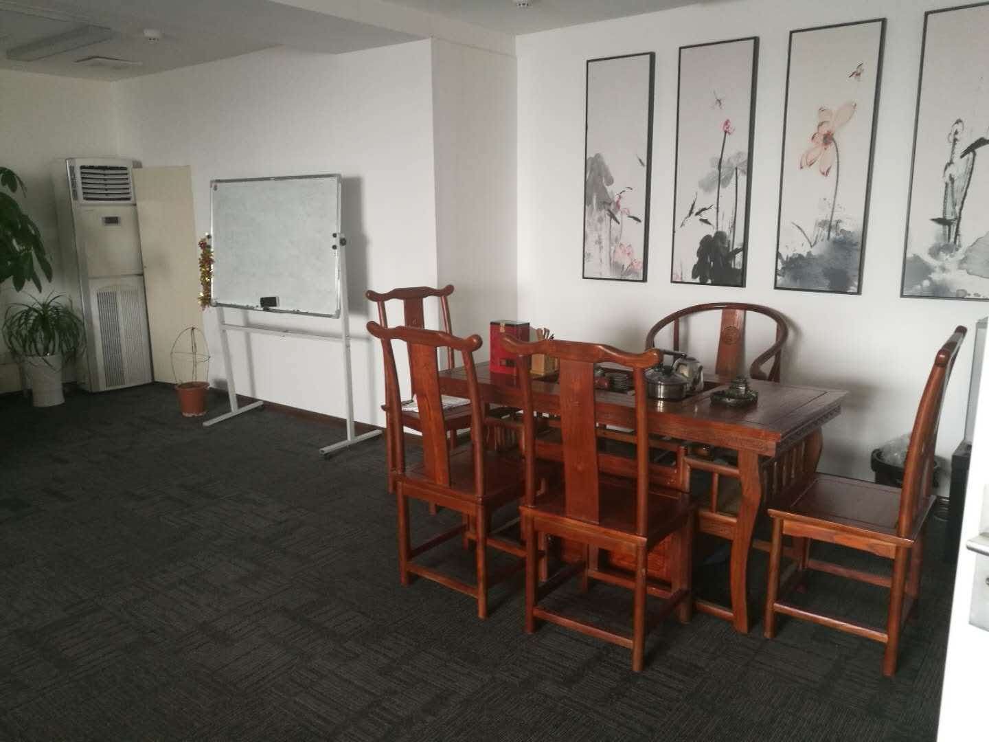 新世界中心面积450平