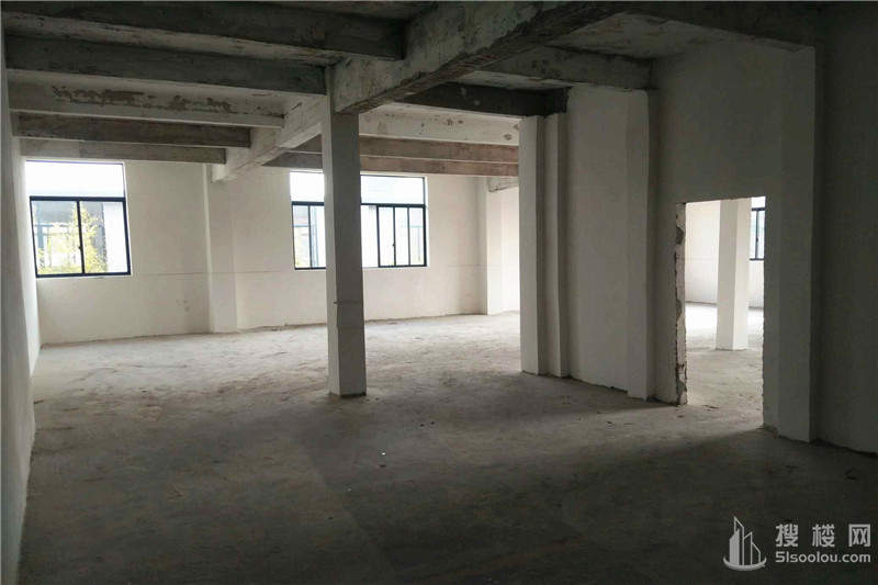 凤凰和睿大厦面积205平