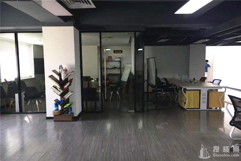 河西万达广场面积207平