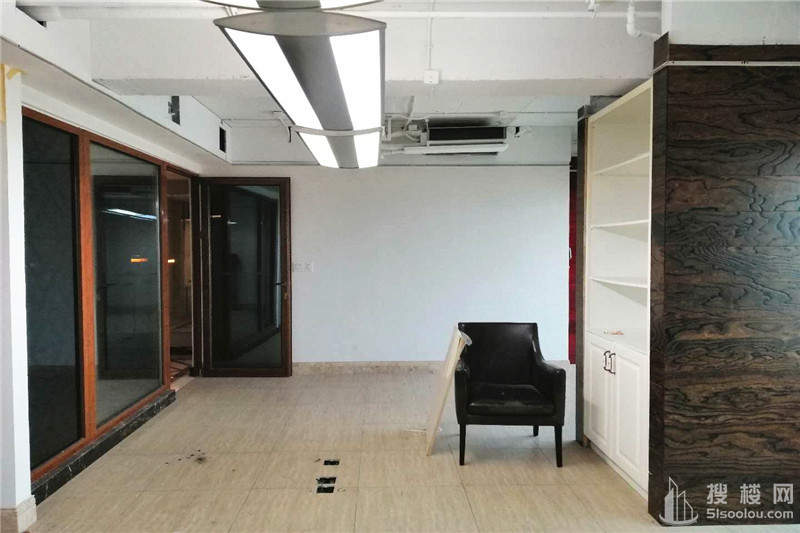 河西万达广场面积64平