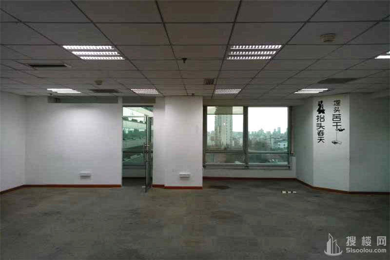 新城市虹桥中心面积102平