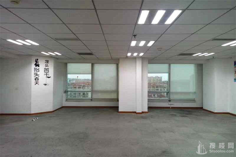 新城市虹桥中心面积102平