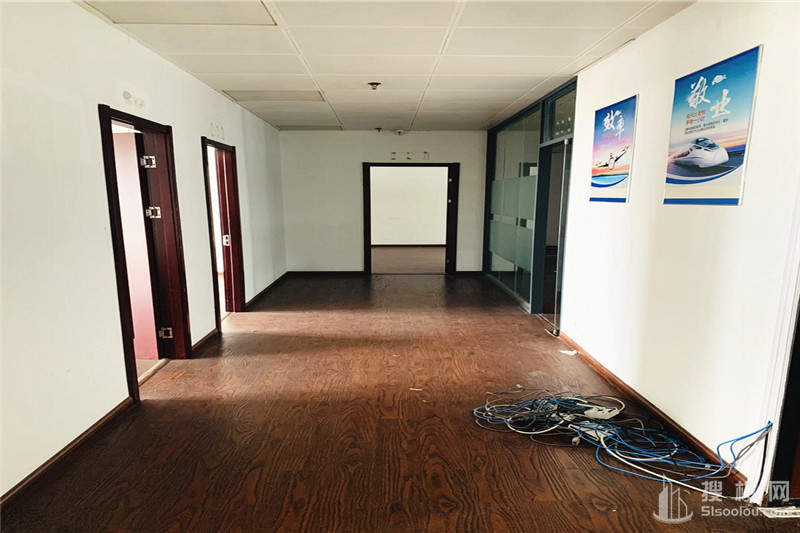 建华大厦面积128平