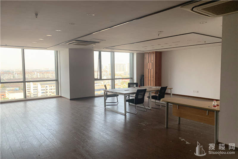 建伟大厦面积225平