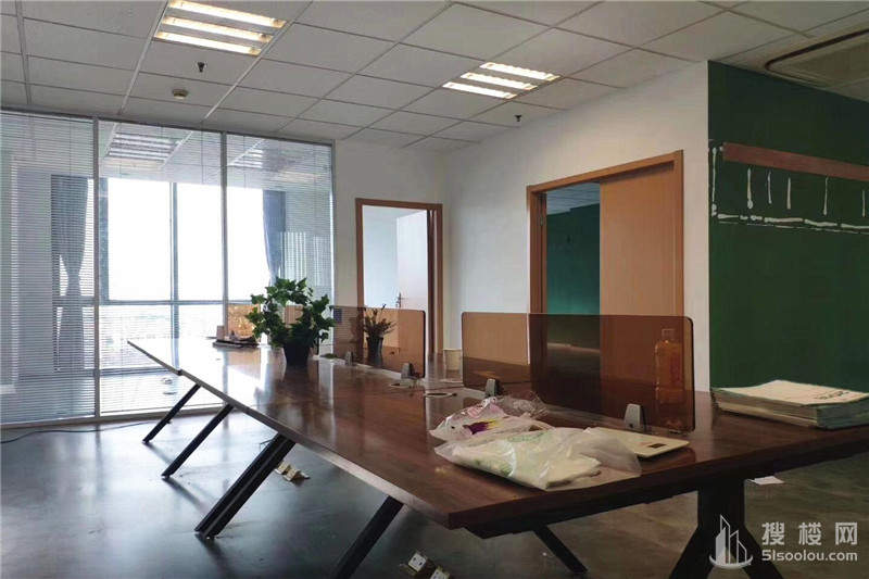 建伟大厦