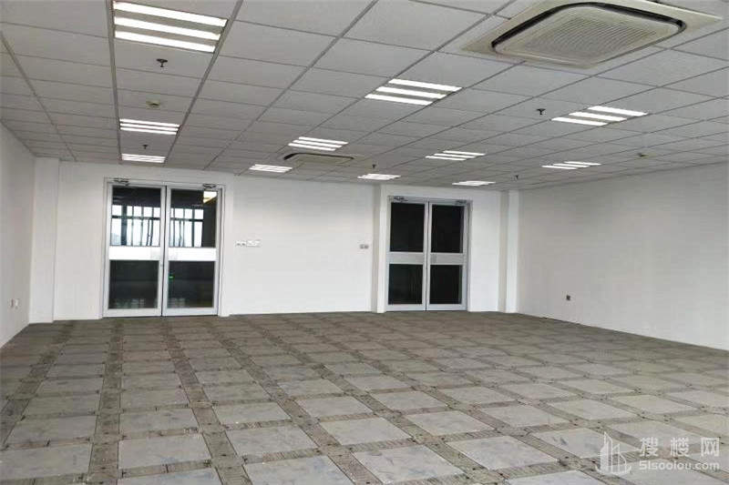 建伟大厦面积870平