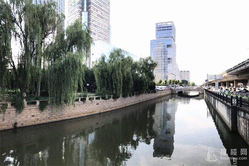 金銮大厦面积100平