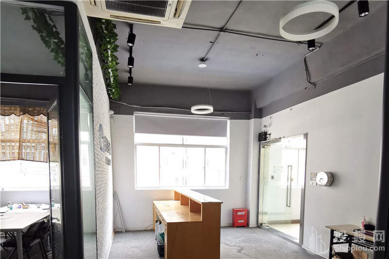 创E梦工厂面积350平