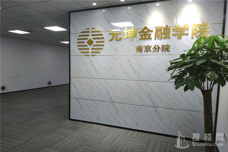 绿地之窗面积152平