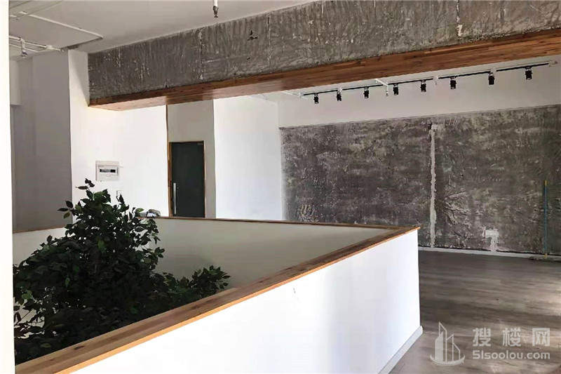 绿地之窗面积268平