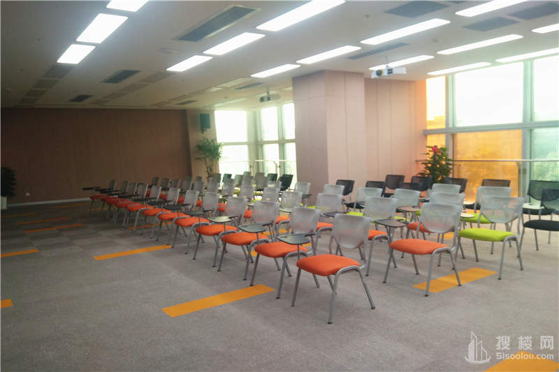 斯亚置地广场面积557平