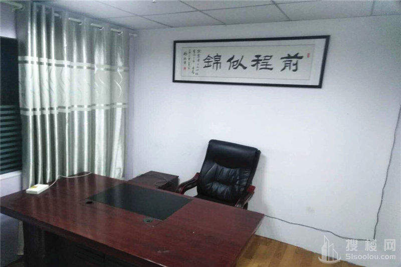 天鹤文云商务大厦面积142平