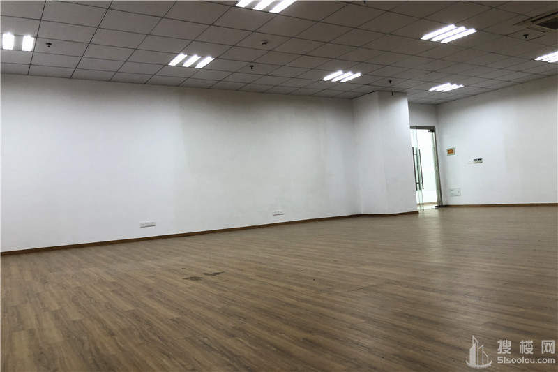 万得大厦面积390平