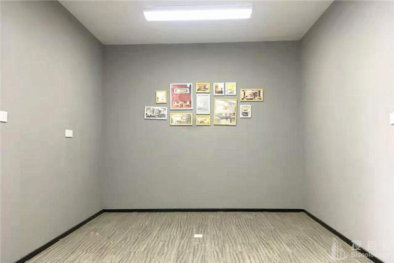 现代大厦面积135平