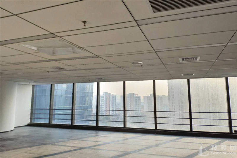 新城发展中心面积94平
