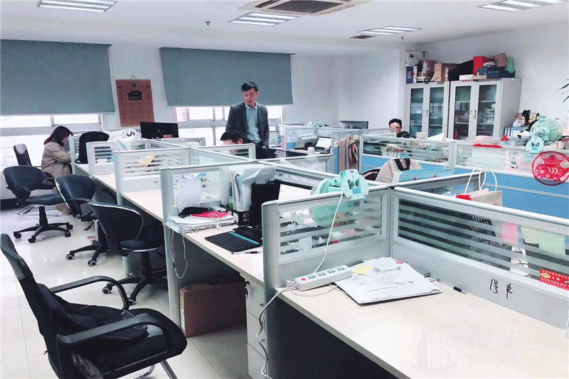 新世界中心面积178平