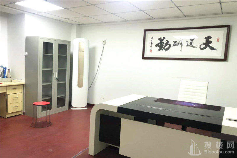 亚都大厦面积115平