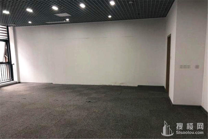雨花客厅面积125平