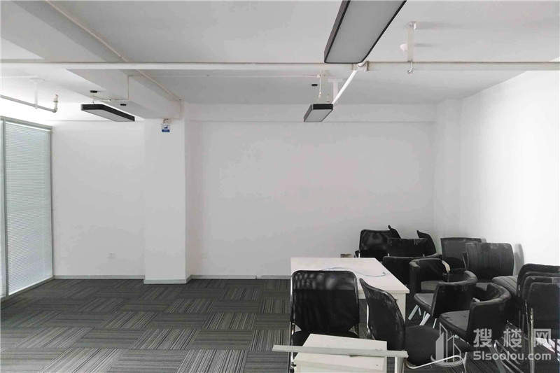 远洋国际中心面积147平