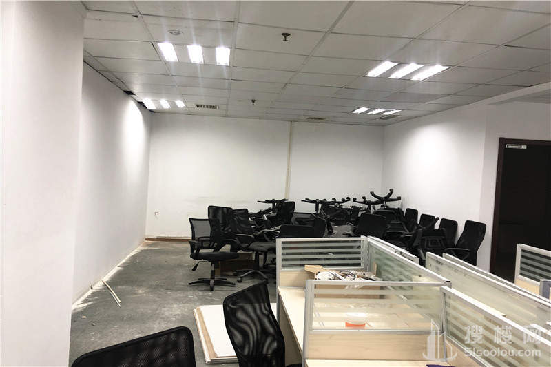 长发科技数码大厦面积209平