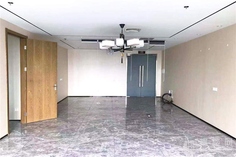 中航科技城面积310平