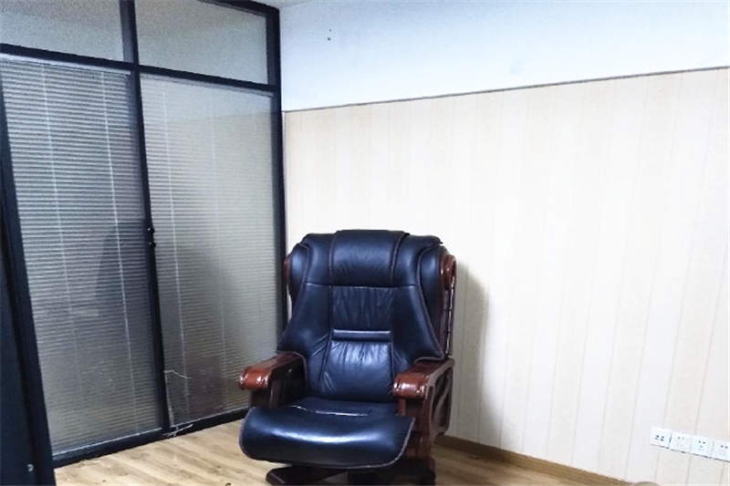紫金联合立方面积130平